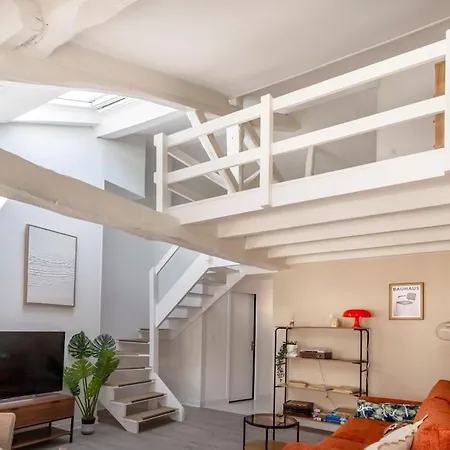 Le Post-retro, Hyper Centre, Avec Parking Gratuit Et Ascenseur *