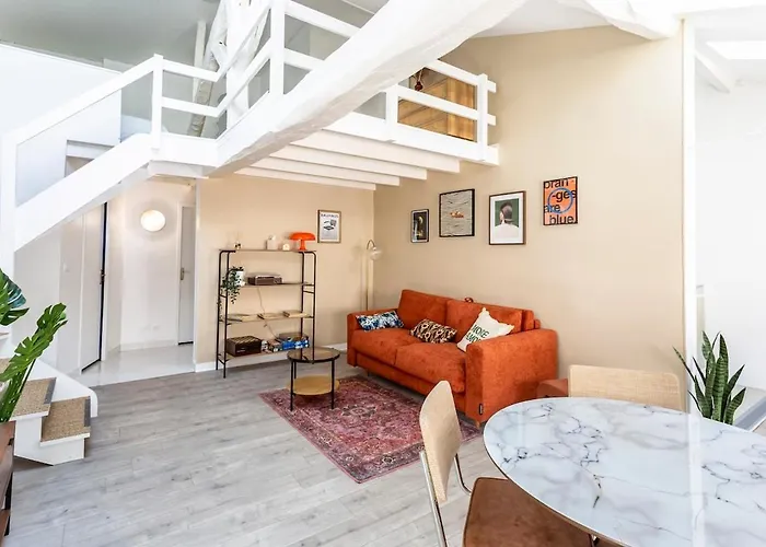 Le Post-retro, Hyper Centre, Avec Parking Gratuit Et Ascenseur Apartment Angouleme